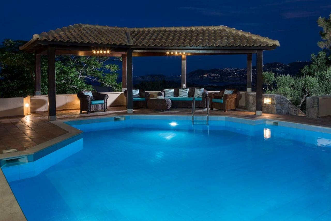 White Sand Villa. Spacious Villa With Prive Pool. Agia Pelagia  Buitenkant foto
