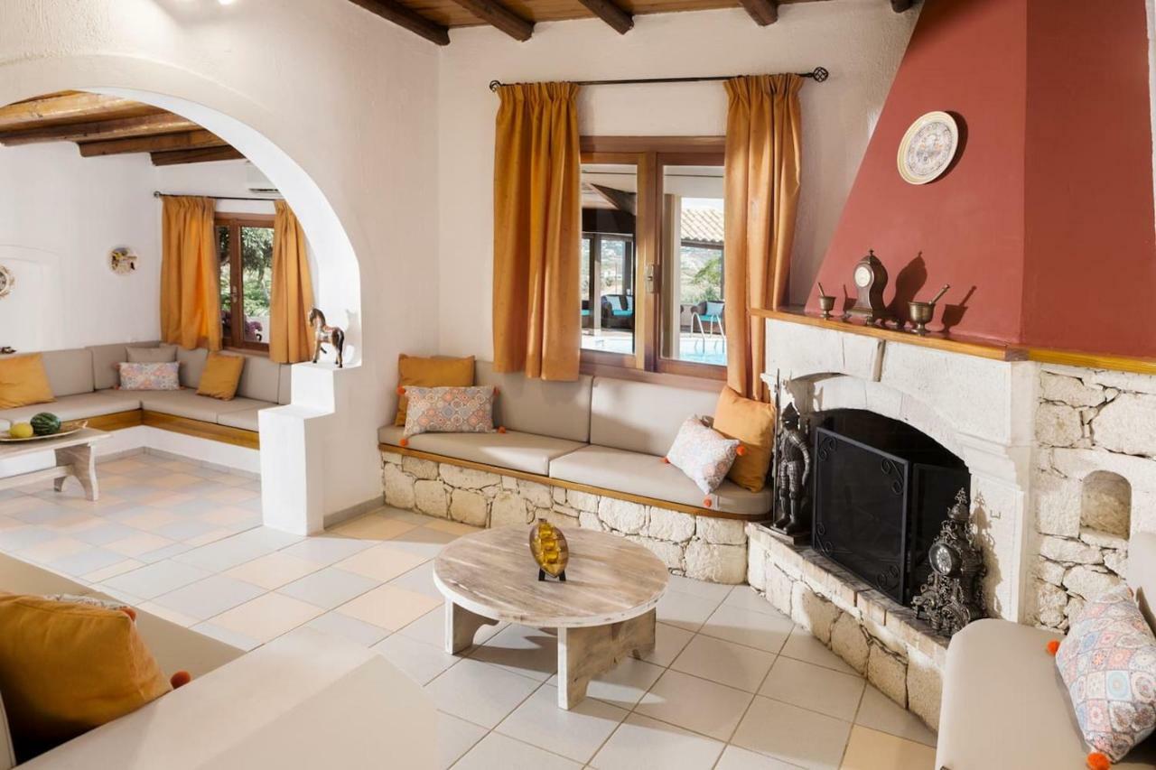 White Sand Villa. Spacious Villa With Prive Pool. Agia Pelagia  Buitenkant foto